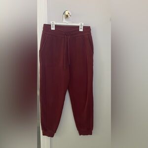 🌟 LULULEMON SCUBA HIGH RISE JOGGER SIZE 6🌟